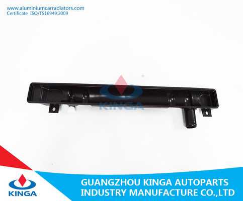 Carro armato di plastica 7*620MM del lato del radiatore di riparazione dell'OEM MB890955 per V46'93-98 A fornitore