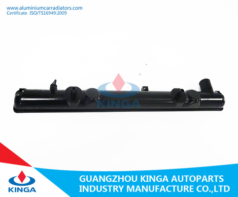 Mitsubishi PRENDE i pezzi di ricambio di plastica 1998 dell'auto della riparazione del radiatore del carro armato della TA L200 fornitore
