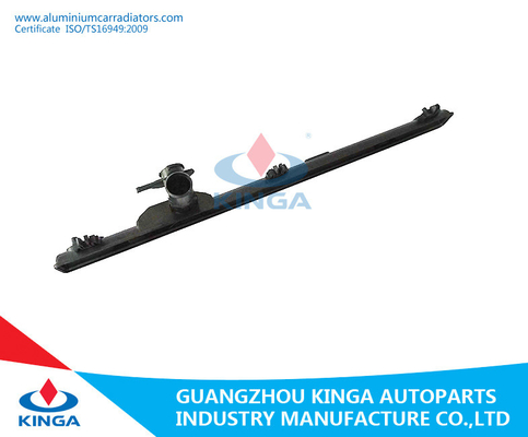 Imballaggio neutrale della TA di Toyota Crown'06 UZS187 del carro armato di plastica di alluminio automatico del radiatore fornitore