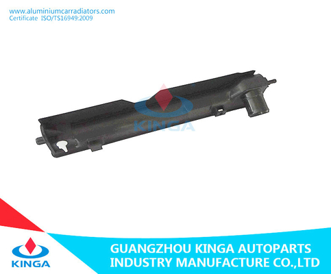 Sostituzione laterale 48*400MM del carro armato del radiatore per TOYOTA COROLLA'01 - la TA 04 MT/AVENSIS'03-06 fornitore