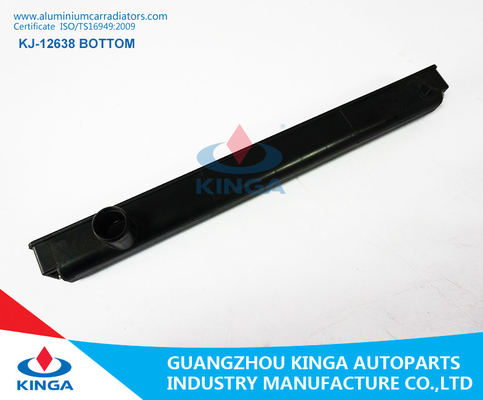 Parti materiali di plastica del carro armato del radiatore del carro armato PA66 del radiatore della TA di HILUX RN60/65/106'89-97 fornitore